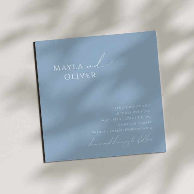 Whimsisches Skript | Dusty Blue Square Wedding Einladung (Von Creator hochgeladen)
