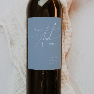 Whimsisches Skript   Dusty Blue Wedding Weinetikett