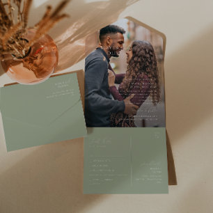 Whimsisches Skript   Sage Green Foto Siegel and Se All In One Einladung