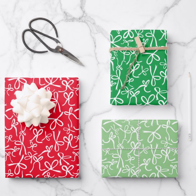 Whimsistisch Niedlich Red Green Bows Muster Xmas G Geschenkpapier Set (Vorderseite)