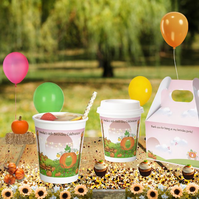 Whimsistische Rose Pink Sky Pumpkin Beförderung Ge Pappbecher (Autumn sky pumpkin patch with whimsical carriage and personalized birthday or event celebration cups)