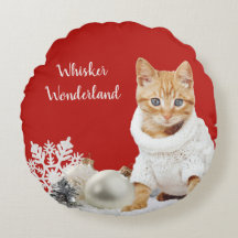 Whisker Wonderland Red Cat Round Throw Kissen