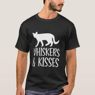 Whiskers und Kisses Cat Mom T-Shirt