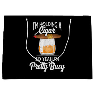 Whiskey, ich halte Zigarre, also ja, ich bin zieml Große Geschenktüte