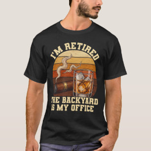 Whiskey Zigarre Ruhestand Humor Vintage Hinterhof T-Shirt