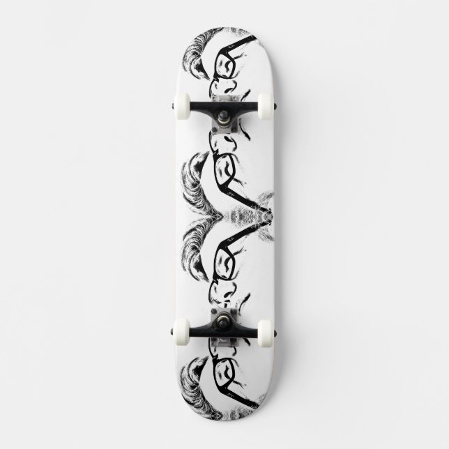 White and Black Mirrored Man HAMbWG Skateboard (Vorderseite)