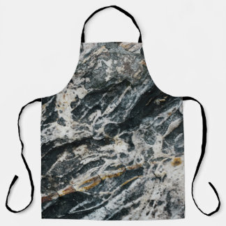 White and black rock formation schürze