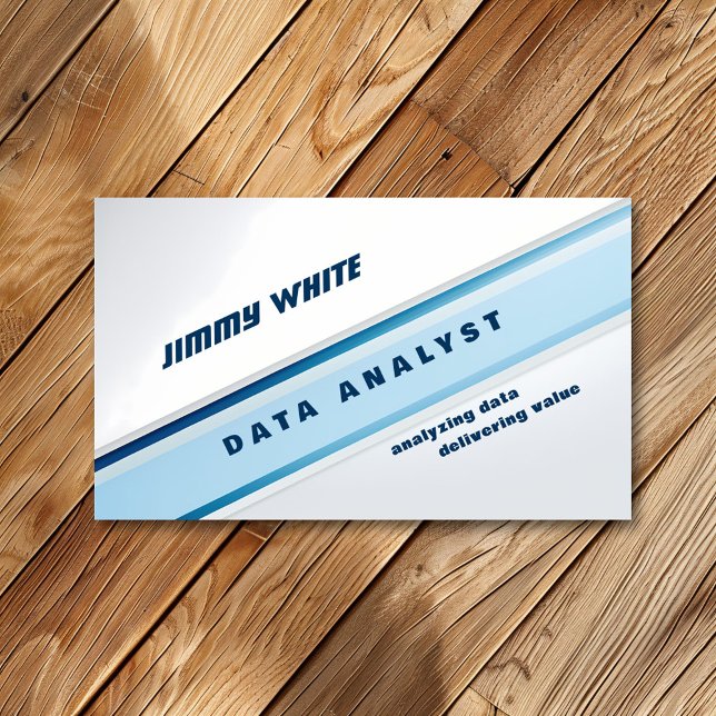 White and Blue Data Analyst Visitenkarte (Von Creator hochgeladen)