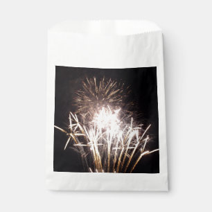 White and Gold Fireworks I Patriotic Celebration Geschenktütchen