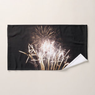 White and Gold Fireworks I Patriotic Celebration Handtuch