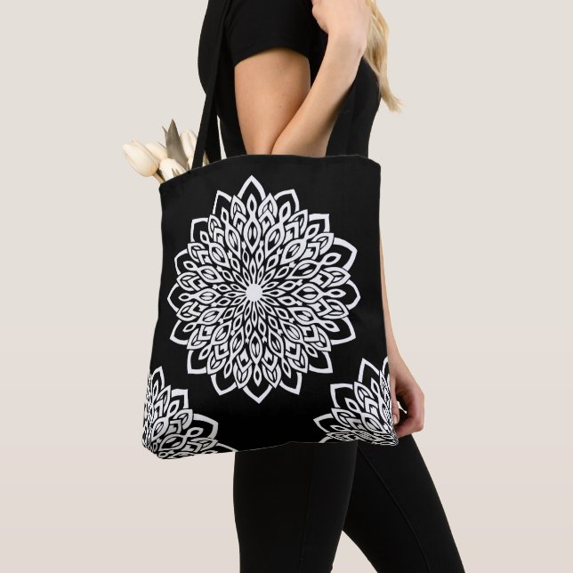 White Blume Design Abstrakt Mandala (Von Nahem)
