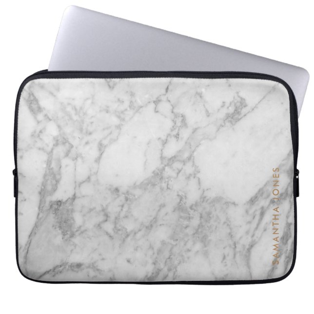 White Carrara Marble Gold Classic Personalisiert Laptopschutzhülle (Vorderseite)