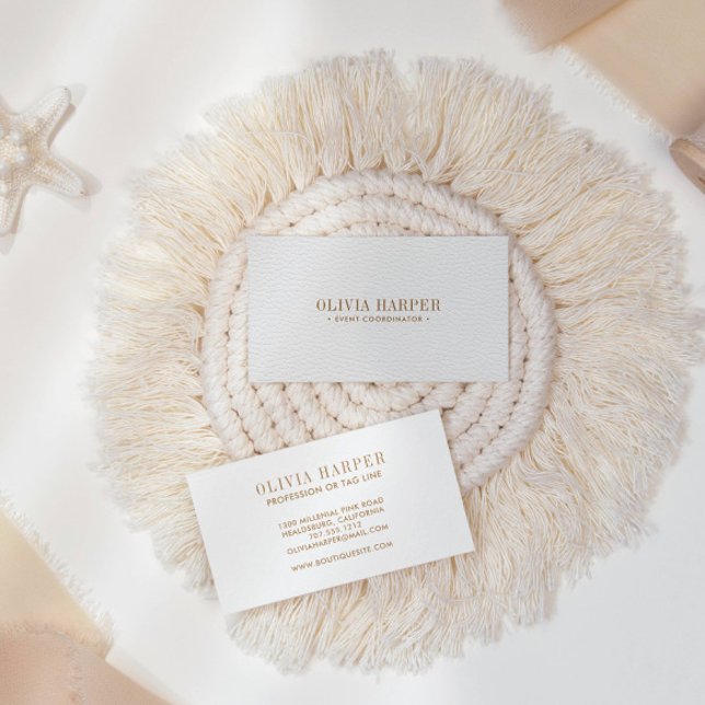 White Chic | Schlichter eleganter Lederlook Visitenkarte (Von Creator hochgeladen)