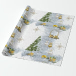 White Christmas Wedding Repeat Design Geschenkpapier<br><div class="desc">Zarte Gold- und Silberbaumdekorationen,  umgeben von salzgrünen,  festlichen Blättern mit frisch gefallenem Schnee in einem Winterwunderland.</div>