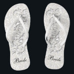 White Confetti Glitzer & White Metallic | Braut Flip Flops<br><div class="desc">Brautparty Drehte Flop Shoes bereit für Sie zu personalisieren. Wenn nötig... Sie können mit dem Zazzle-Design-Tool-Bereich mit Ihren eigenen Texten, Textfarben und Schriftart neu starten. ✔ Hinweis: Nicht alle Vorlagenbereiche müssen geändert werden. 📌 Wenn Sie weitere Anpassungen benötigen, klicken Sie bitte auf den Button "Weitere Anpassungen vornehmen" oder "Design anpassen...</div>