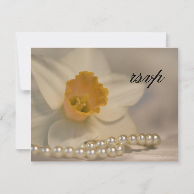 White Daffodil Pearls Wedding RSVP Response Card (Vorderseite)