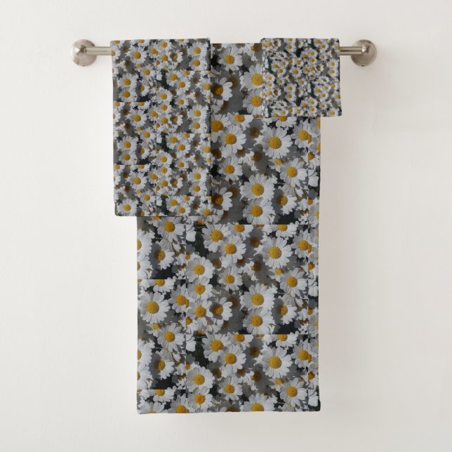 White Daisies Badhandtuch Set (Insitu)