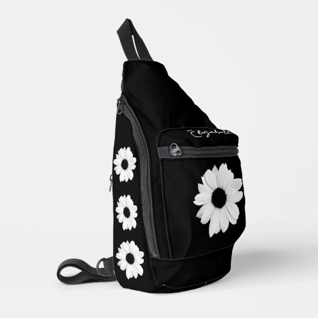 White Daisies / Flowers and Your Name on black Crossbody Bag (Linke Seite)