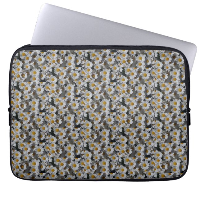 White Daisies Laptop Sleeve (Vorderseite)