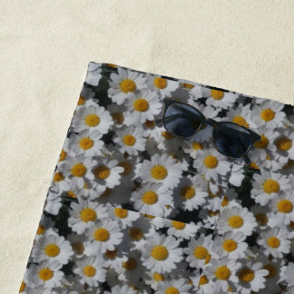 White Daisies Strandtuch