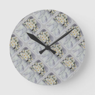 WHITE DAISY BOUQUET CLOCK RUNDE WANDUHR
