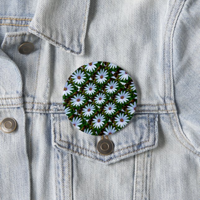 White Daisy Pattern Button (Beispiel)