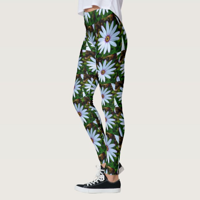 White Daisy Pattern Leggings (Links)
