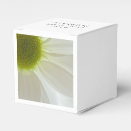 White Daisy Petals Wedding Geschenkschachtel