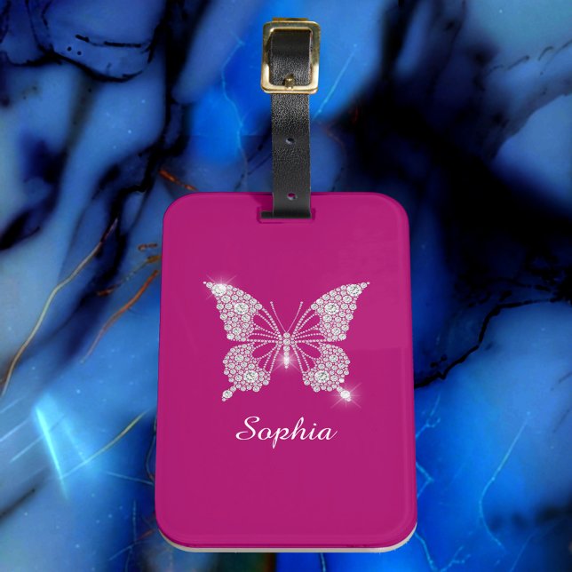 White Diamond Butterfly, Script Name, Deep Fuchsia Gepäckanhänger (Von Creator hochgeladen)