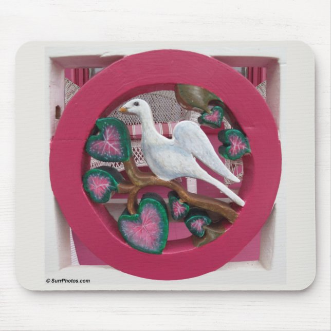 White Dove on Pink - Martha's Vineyard Mousepad (Vorne)