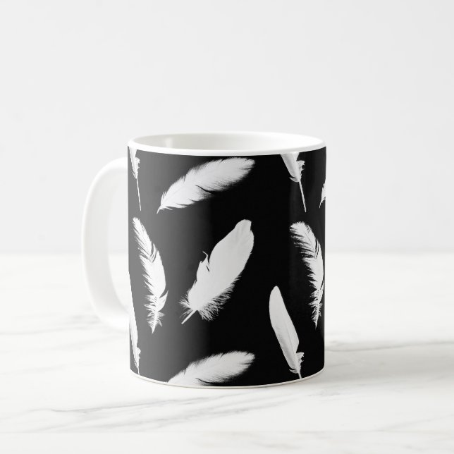 White Feathers on Black Coffee Tasse (Vorderseite Links)