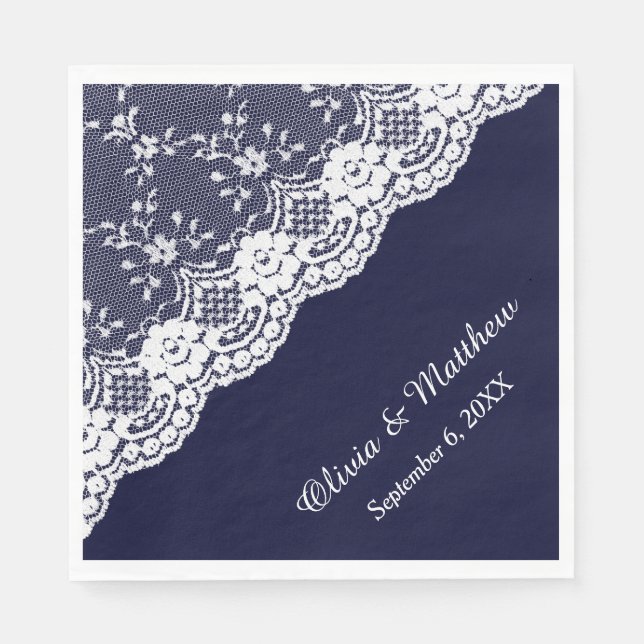 White Floral Border Lace auf Navy Blue Wedding Serviette (Vorderseite)