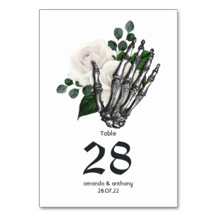 White Floral Gothic Wedding Tischnummer