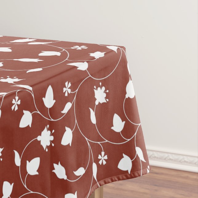 White Floral on Burnt Umber Tischdecke (Beispiel)