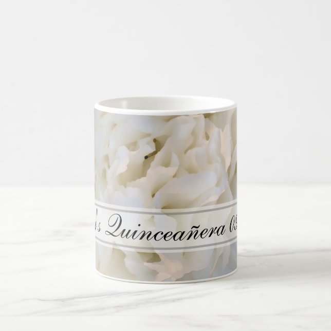 White Floral Quinceañera Kaffee Tasse (Mittel)
