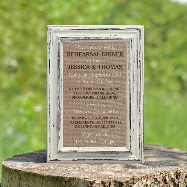 White Frame Rustic Burlap Hochzeit Probe Dinner Einladung (Von Creator hochgeladen)