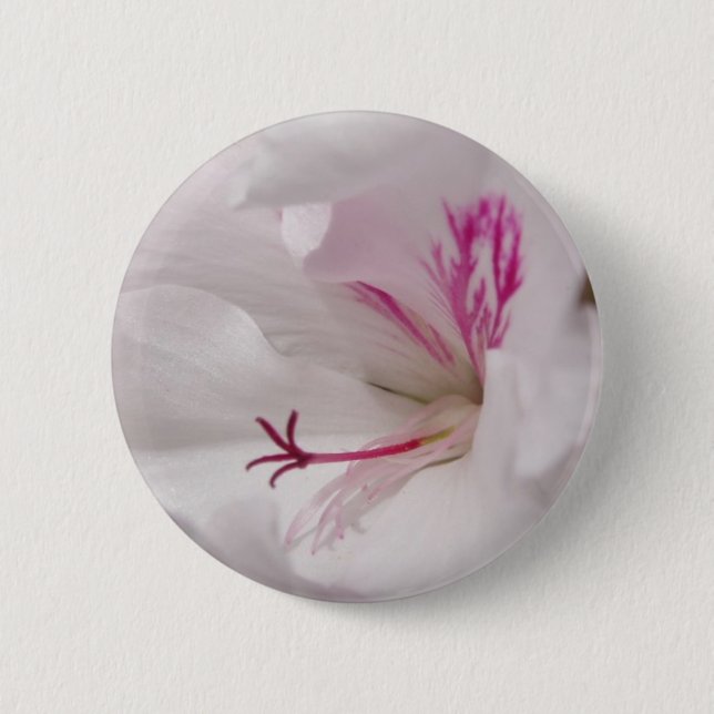 White Geranium Button-Abzeichen Button (Vorderseite)