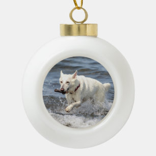 White German Shepard am George Lake Keramik Kugel-Ornament