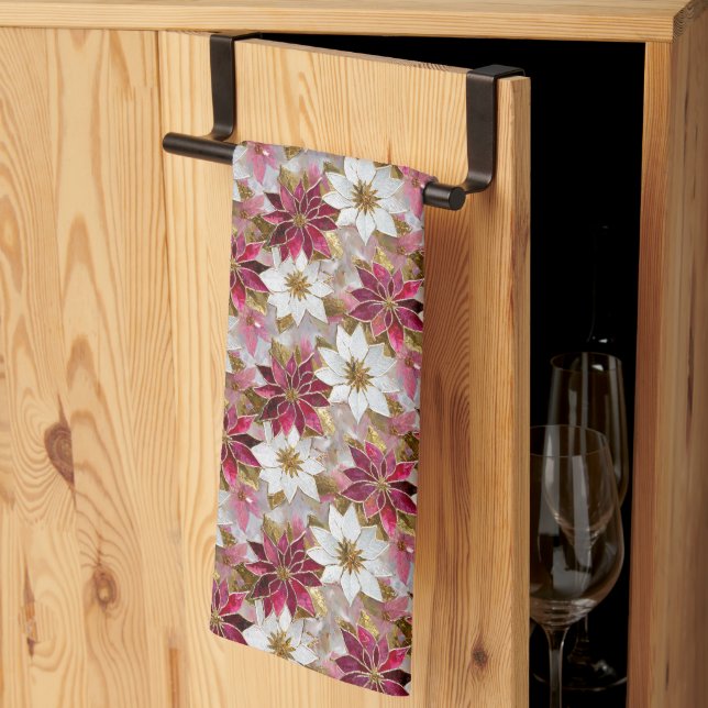 White Gold Burgundy Pink Christmas Poinsettias Geschirrtuch (Drittel gefaltet)