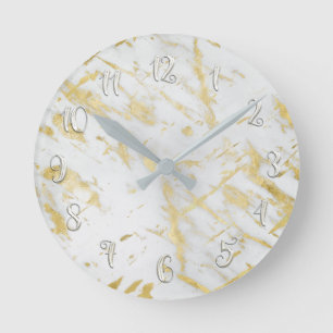White & Gold Glam Marble Modern Personalized Runde Wanduhr
