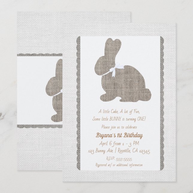 White Gray Burlap Rustic Bunny Oster 1. Geburtstag Einladung (Vorne/Hinten)