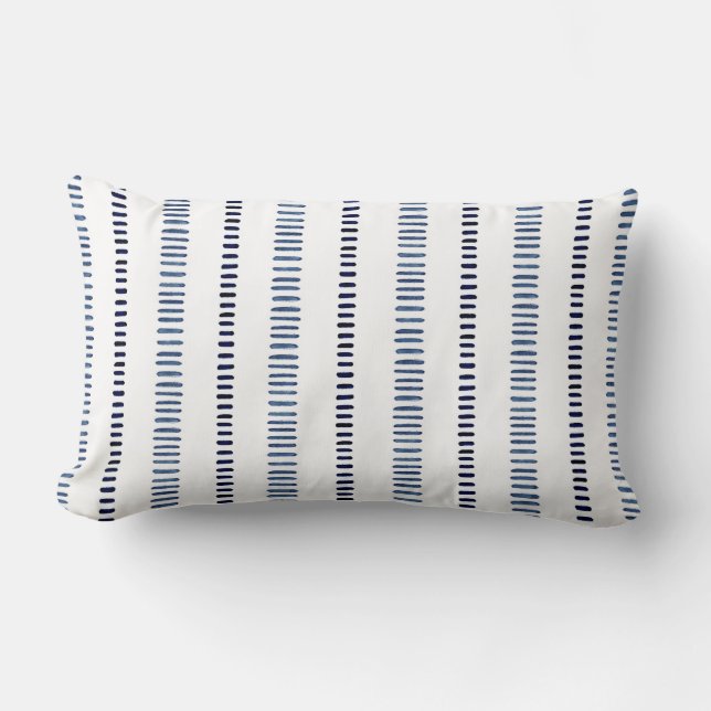 White Indigo Blue Lumbar Pillow Lendenkissen (Vorderseite)