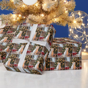 White Kitten by Christmas Tree Geschenkpapier