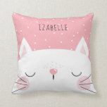 White Kitten - Dekoration des Kinderzimmers - Name Kissen<br><div class="desc">Rosa und weiße Kissen für das Kinderzimmer mit einer weißen Katze mit rosa Nase und niedlich rosa Sommersprossen auf rosa Untergrund mit weißen Punkten. Fügen Sie Ihrem Kind den Namen!</div>