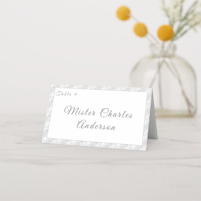 White Lace Katholic Mit Monogramm Platzkarte (Vorderseite)