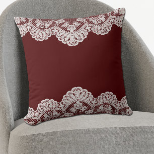 White Lace Maroon Kissen