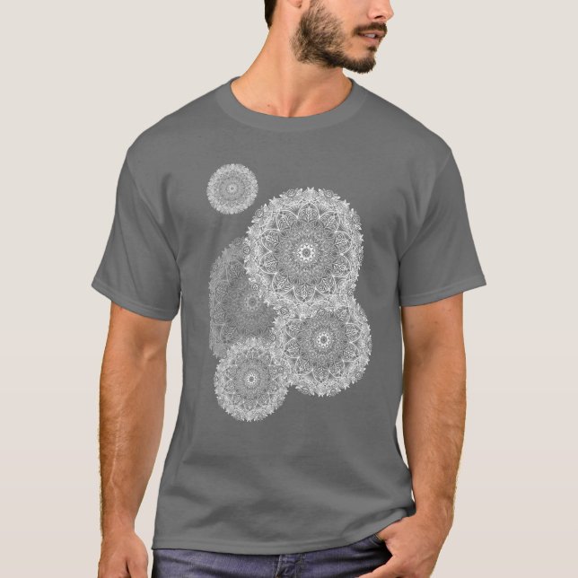 White Mandala T-Shirt (Vorderseite)