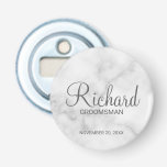 White Marble Modernes Script Personalisierter Trau Flaschenöffner<br><div class="desc">Personalisierte Trauzeuge Geschenke mit dem Namen des personalisierten Trauzeugen in grauem,  modernem Skript-Schriftart-Stil mit Titel und Hochzeitsdatum in modernen Sans Serif Schriftart Stil auf weißem Marmor Hintergrund. Auch perfekt für Trauzeuge,  Brautvater,  Brautjungfrau,  Trauzeugin,  Brautmutter und mehr.</div>