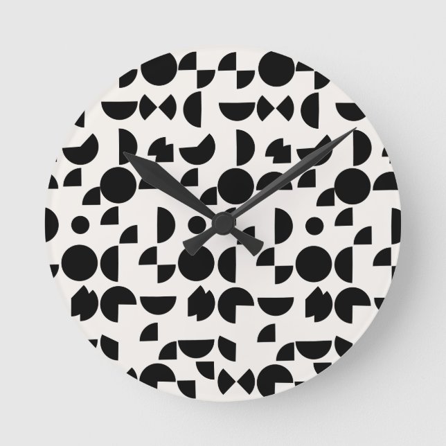 White Modern Elegant Geometric Tribal Runde Wanduhr (Vorderseite)