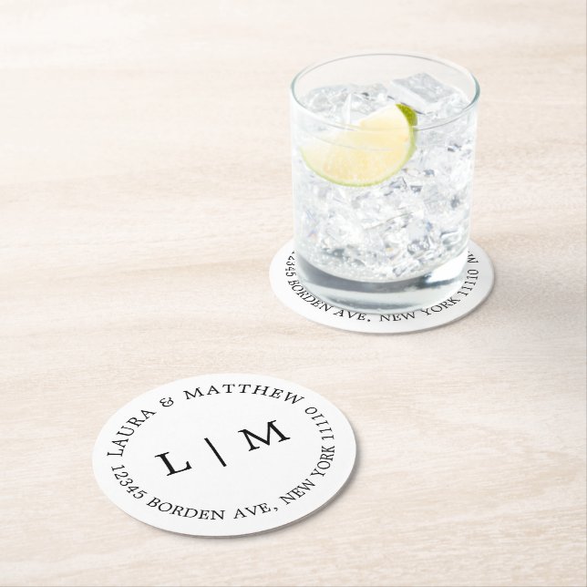 White Monogram Wedding Runder Pappuntersetzer (Vor Ort)